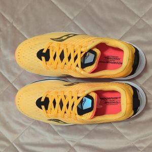 Saucony Endorphin Speed 2